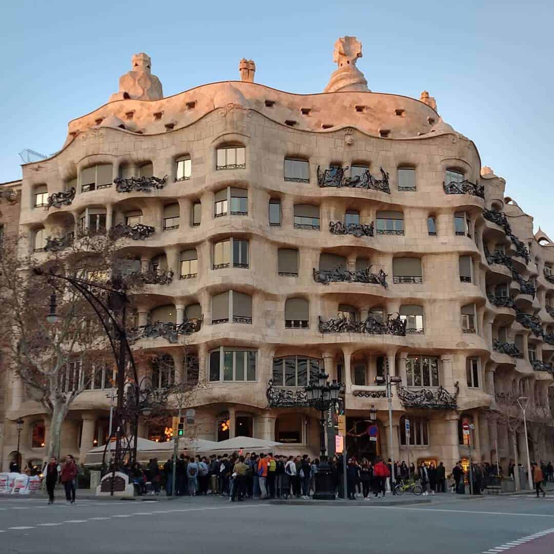 Dónde alojarse en Barcelona: la Pedrera de Gaudí