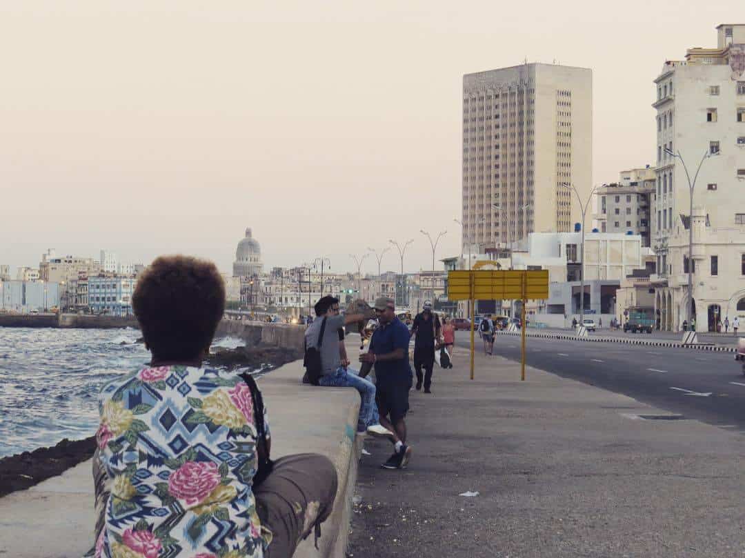 Qué hacer en La Habana: pasear por el Malecón