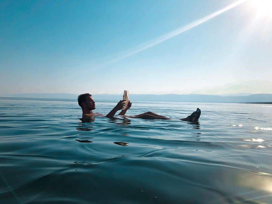 Mar Muerto  flotar uno los lagos m  s salados del mundo