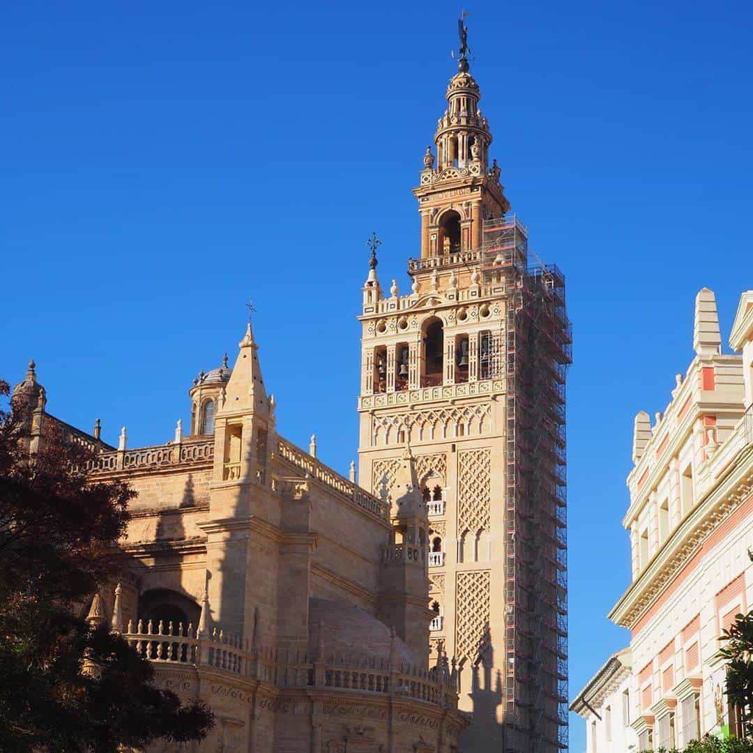 La Giralda de la Catedral de Sevilla: qué ver en Andalucía