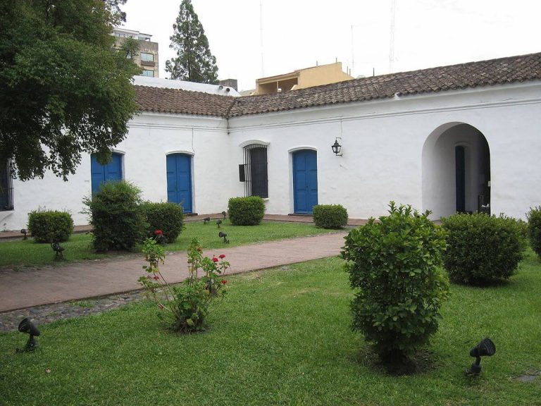 La casa de Tucumán: la casa más famosa del país - Hoteles en