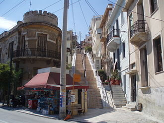 El Pireo de Atenas: Barrio de Kastella