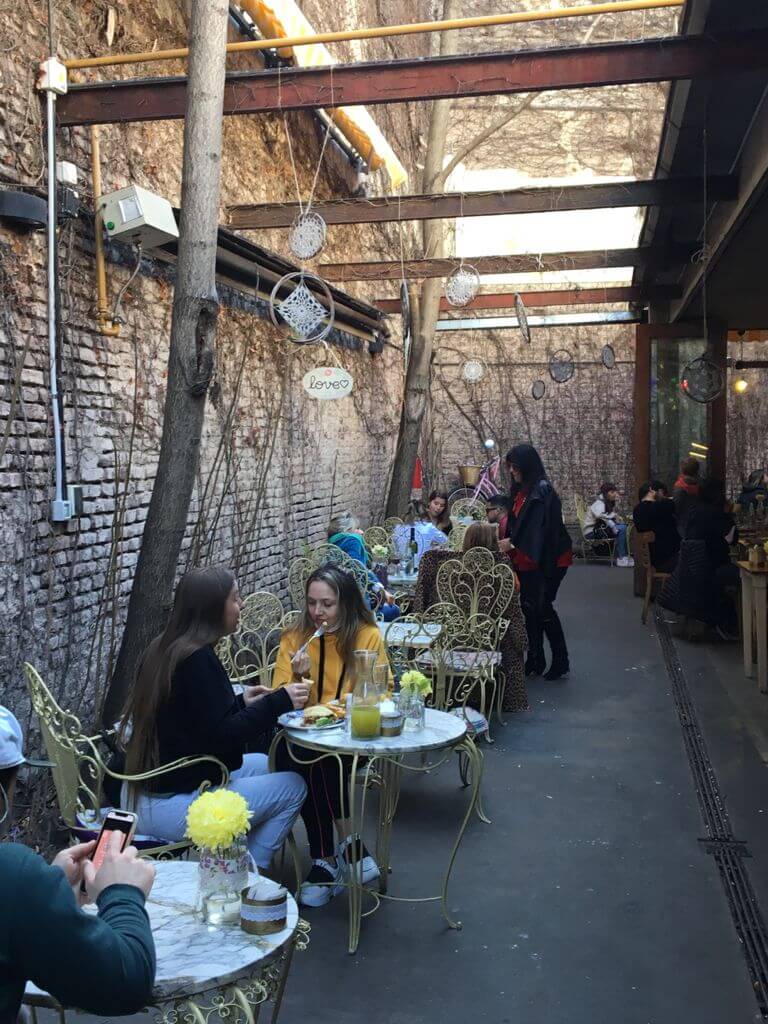 Comer al aire libre en Buenos Aires: El Patio