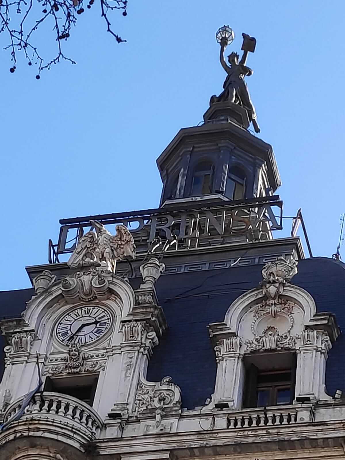 Recorrido por la Avenida de Mayo: edificio de La Prensa, hoy Casa de la Cultura