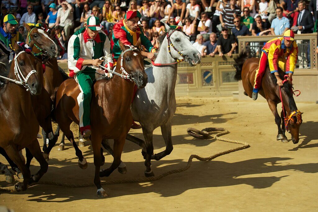 Excursiones de un día desde Florencia: carreras del Palio en Siena