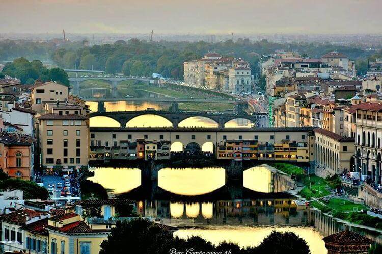 Ponte Vecchio, recorrido peatonal por Florencia