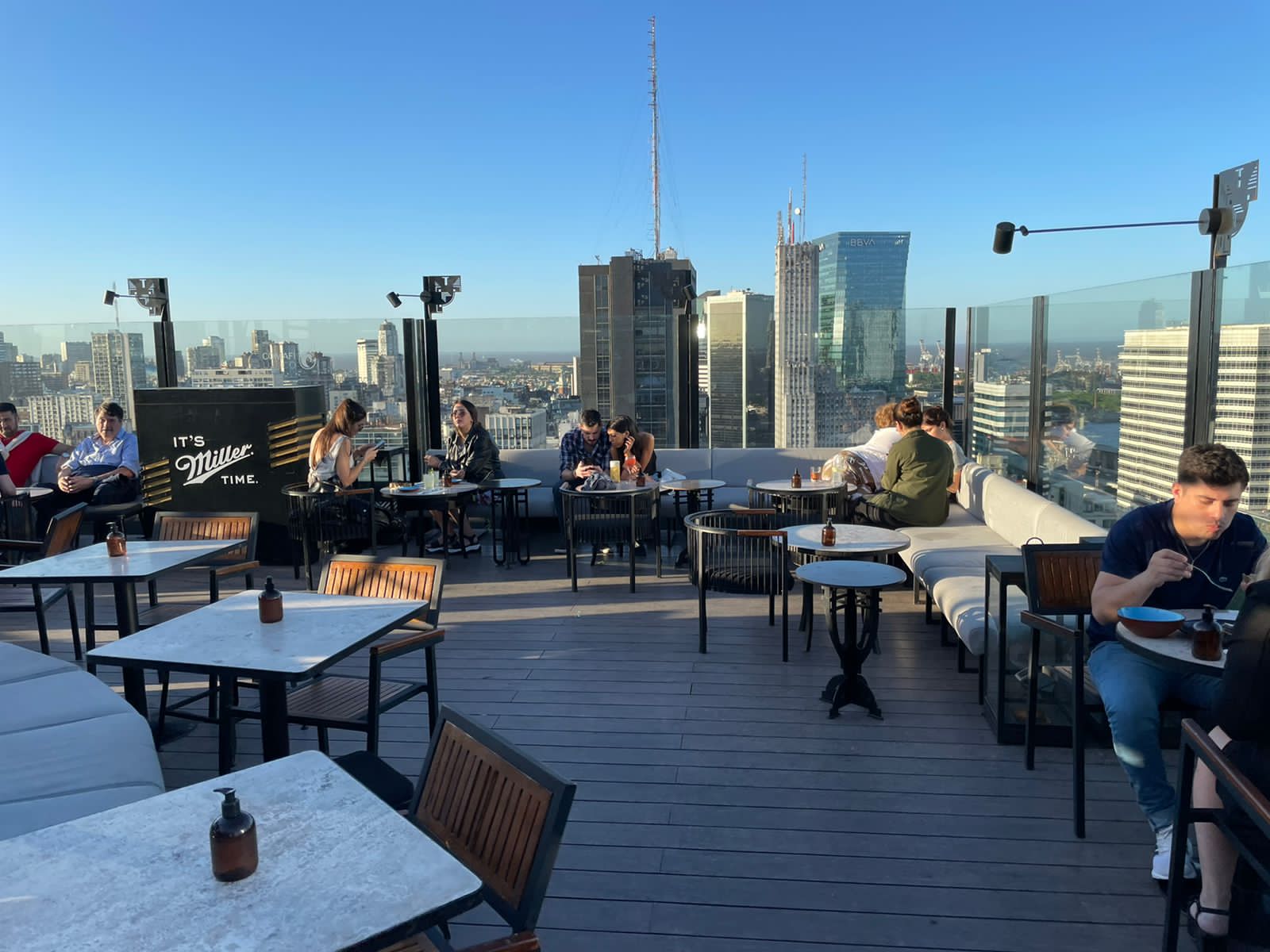 Trade Sky Bar del Comega: bares en terrazas en Buenos Aires
