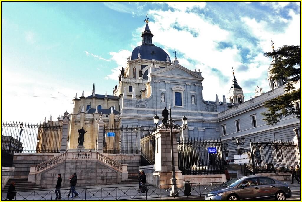 Catedral de la Almudena, qué ver en Madrid