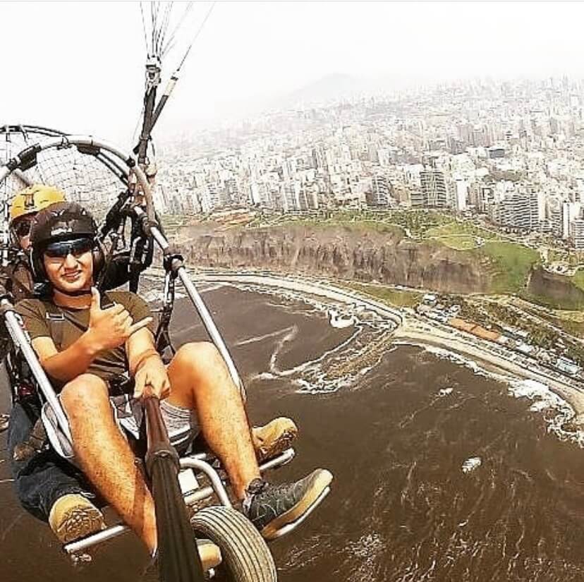 Ideas originales para hacer en Lima: hacer parapente