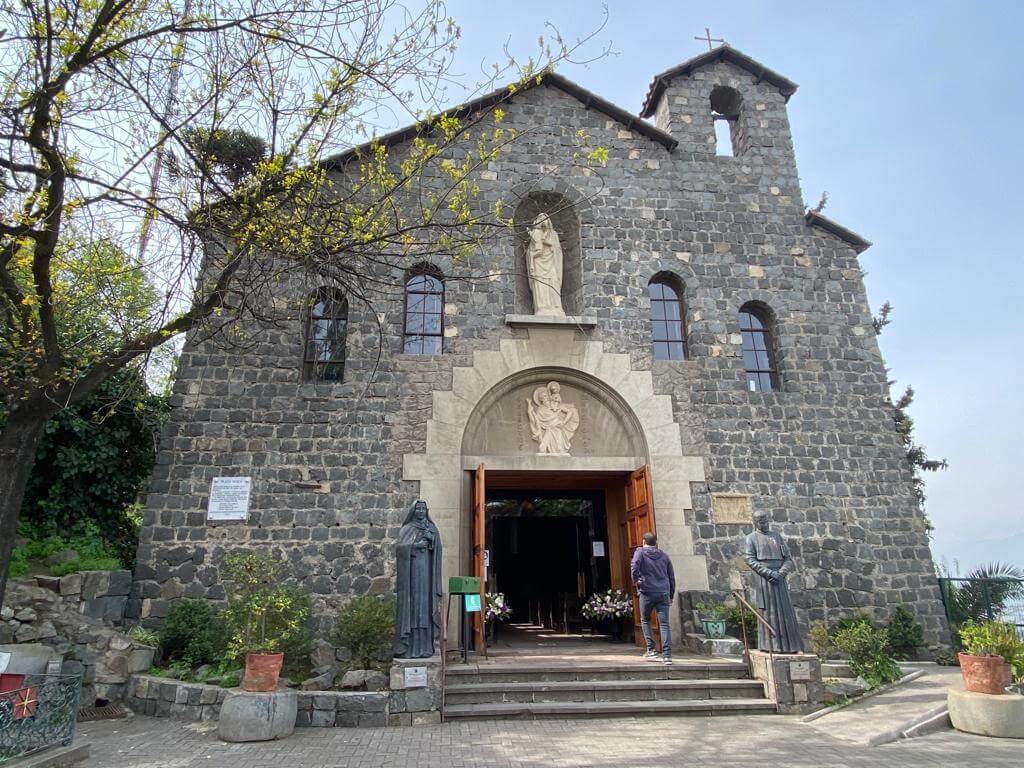 Santiago: Santuario de la Virgen de la Inmaculada Concepción