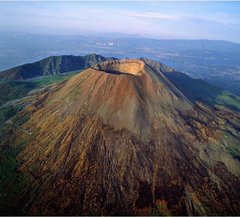 Volcán Vesubio, muy cerca de Nápoles