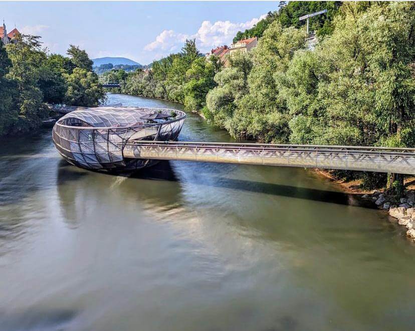 Qué ver en Graz: conocer el Murinsel