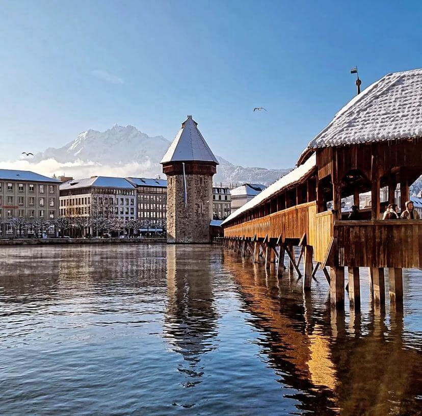 Suiza: El famoso Kapellbrucke de Lucerna