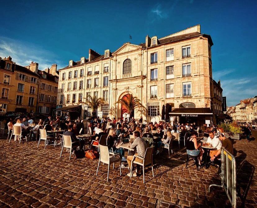 Un día en Caen: Place Saint-Sauveur