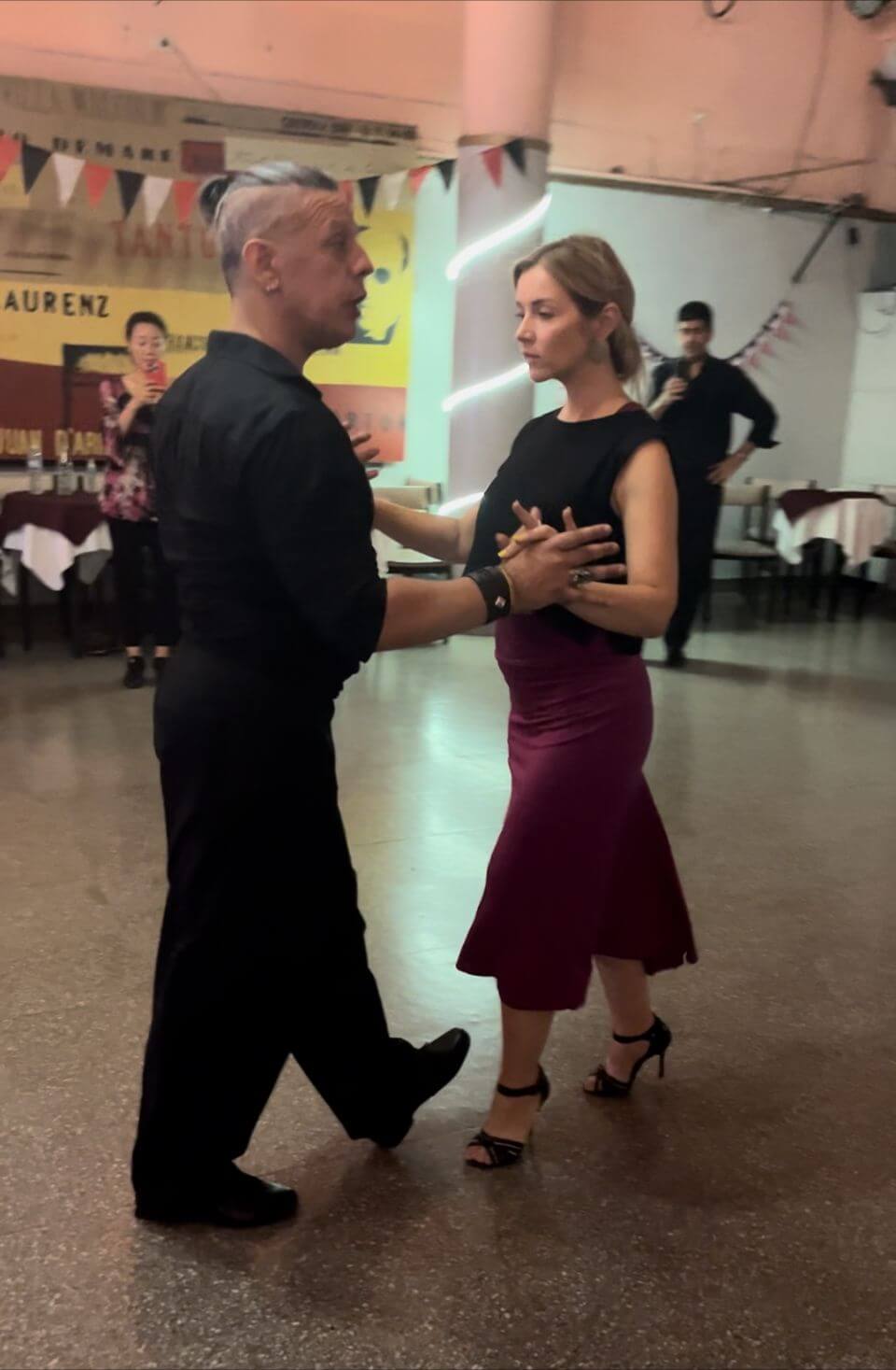 10 cosas para hacer en Buenos Aires: asisitir a una clase en una Milonga