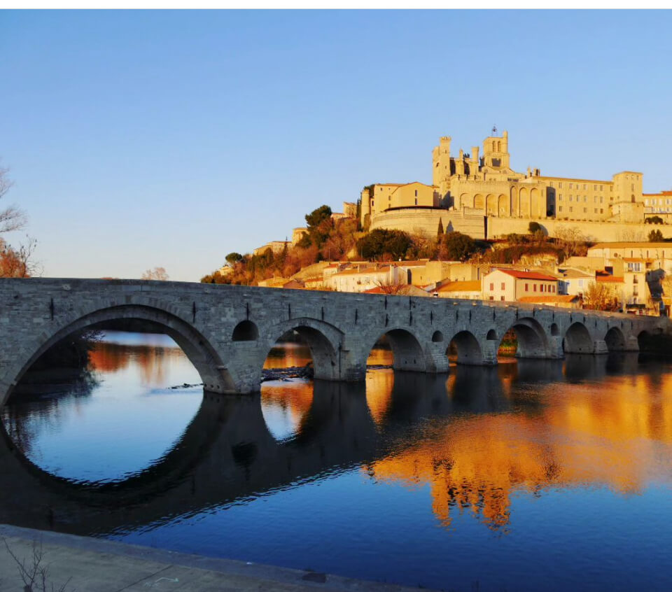 Puente Viejo y Catedral de Nazaire de Béziers