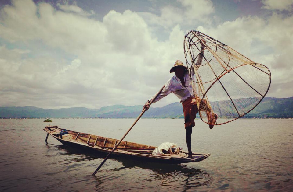 Pescadores en el Lago Inle, en Myanmar, ex Birmania
