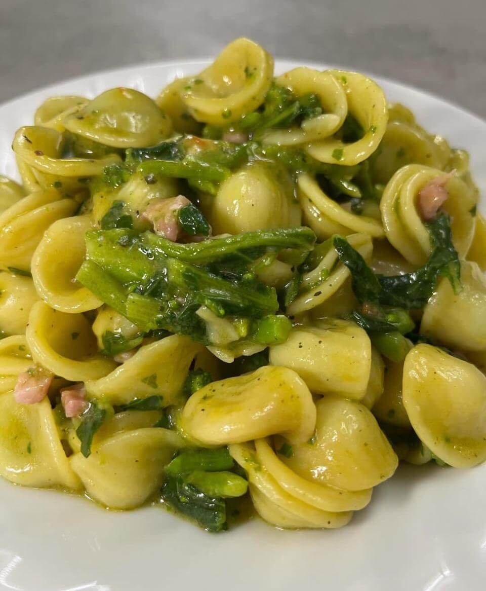 Orecchiette con cime di rapa