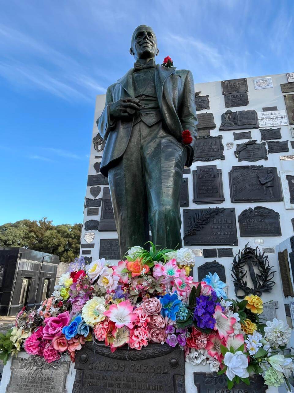 Mausoleo de Carlos Gardel, en Chacarita