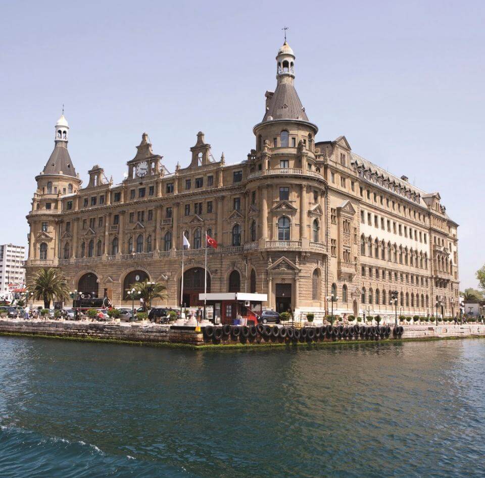 La estación de tren Haydarpaşa, en Kadıköy, Estambul