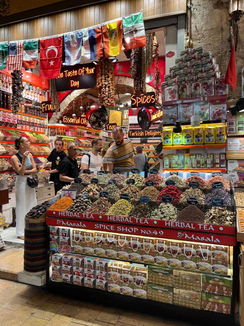 Mercado de Especias (Mısır Çarşısı)