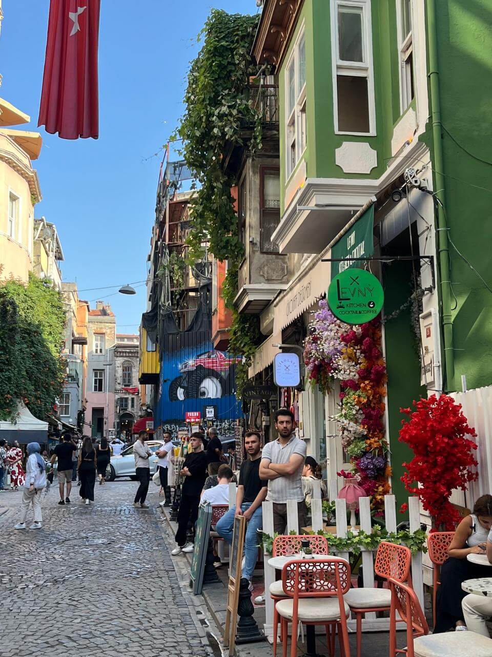 Recorriendo el Cuerno de Oro: calles de Balat