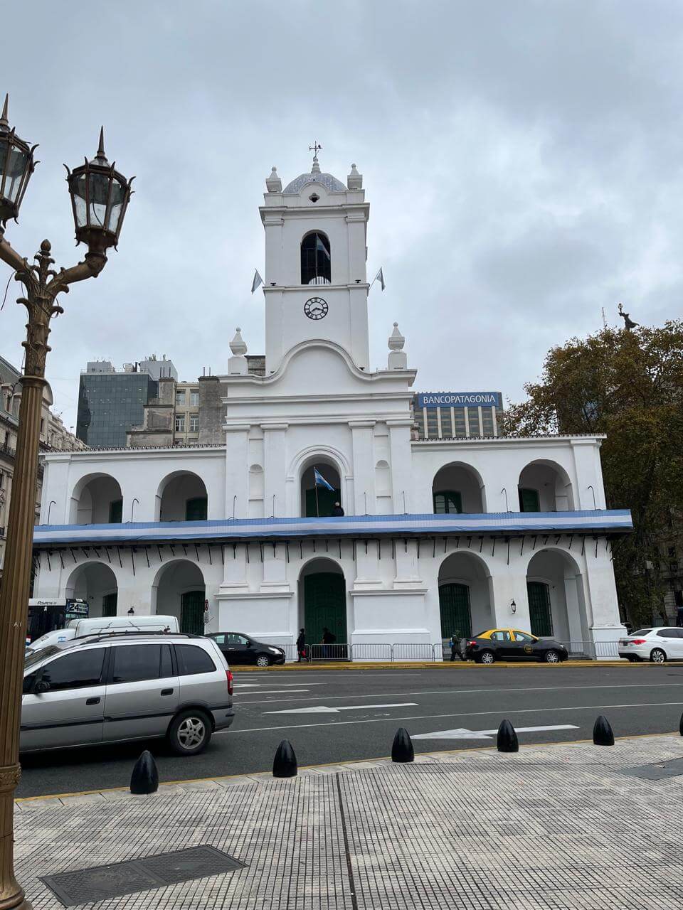 El Cabildo en la Plaza de Mayo