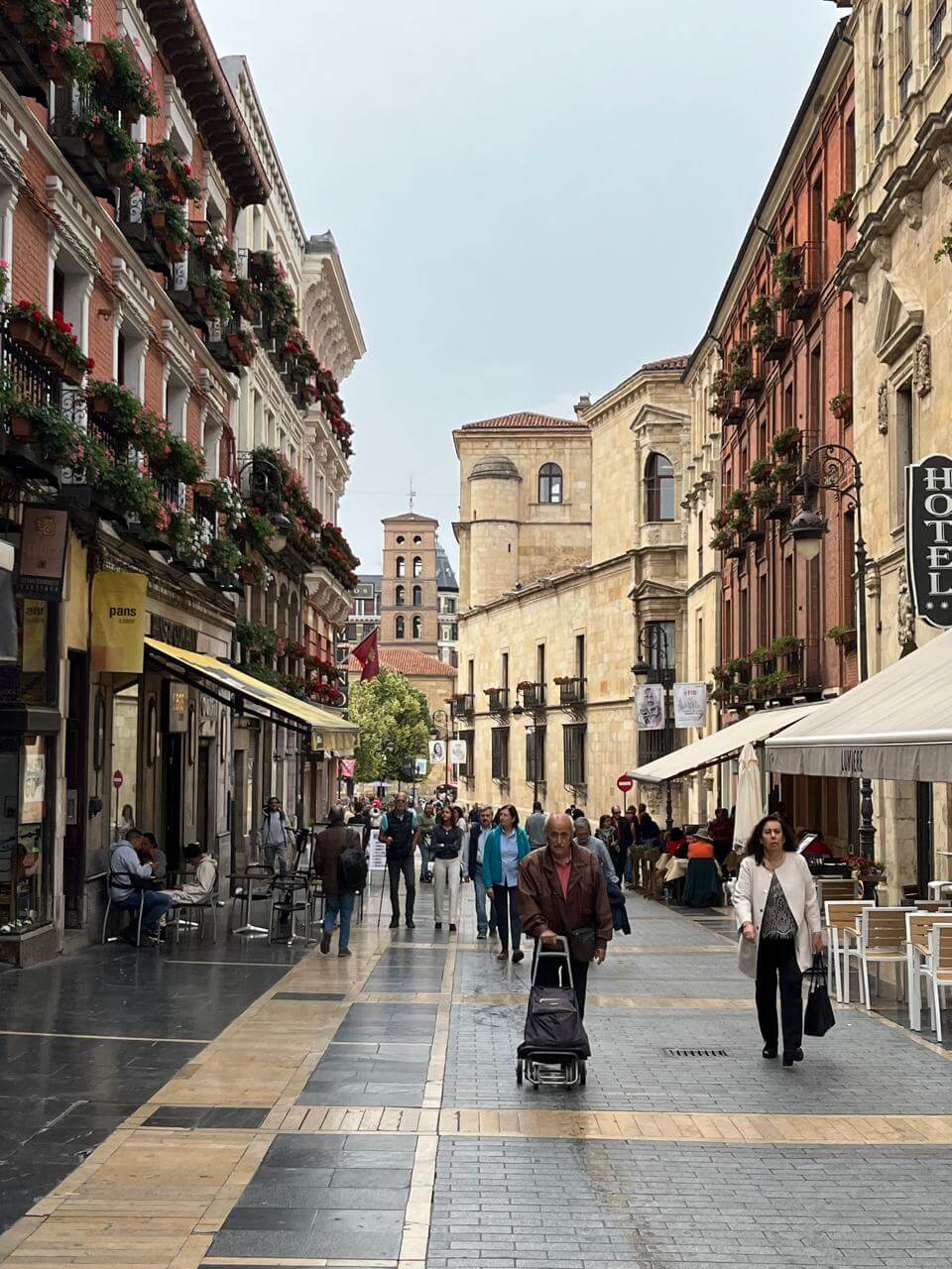 Calle Ancha