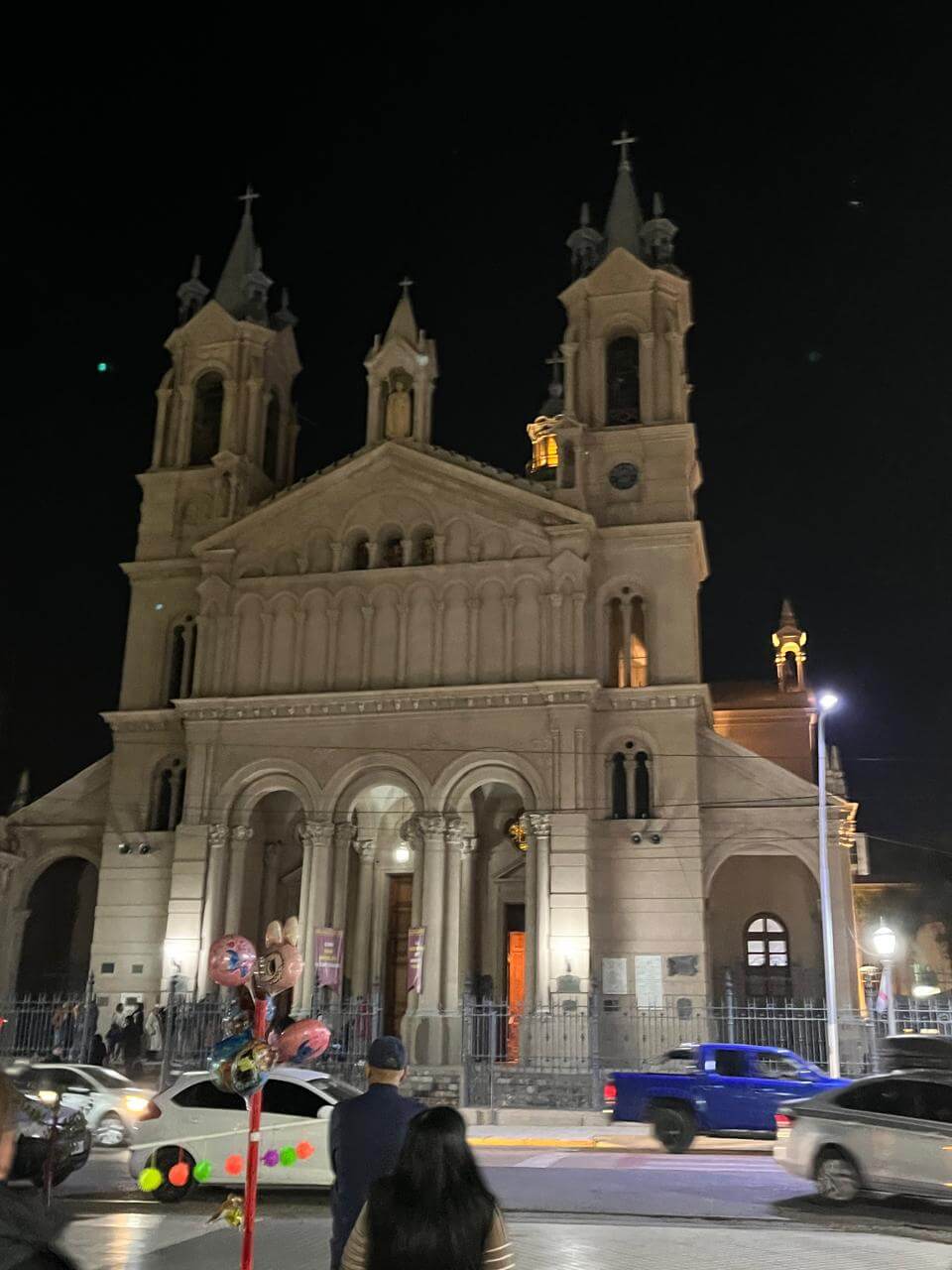 Descubre la ciudad de La Rioja en un día: visita la Catedral