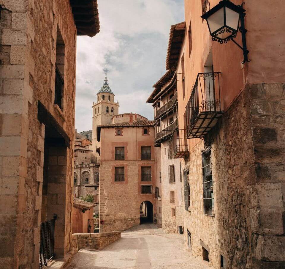 Calles empedradas de Albarracín