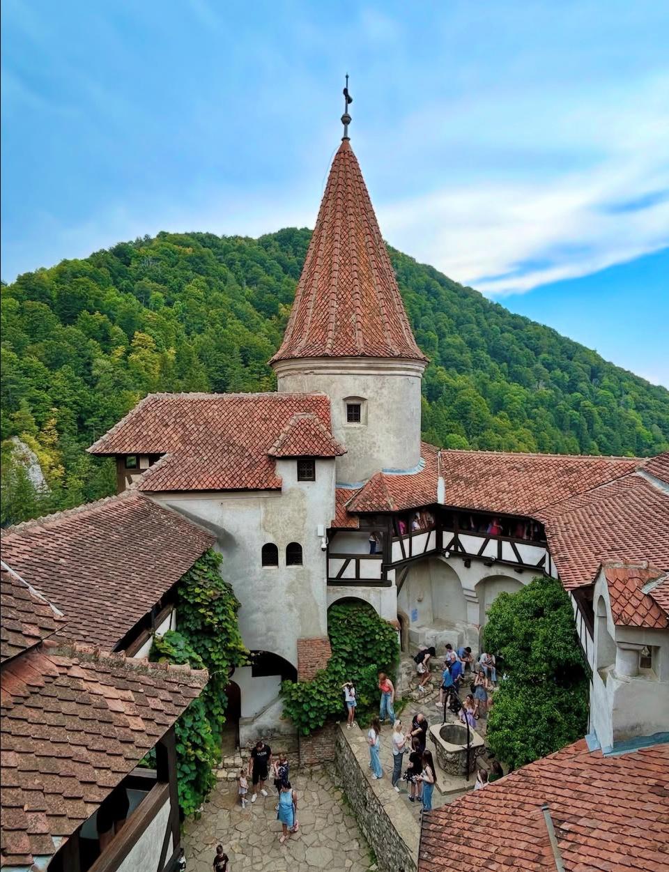 Castillo de Bran, conocido como el “Castillo de Drácula"