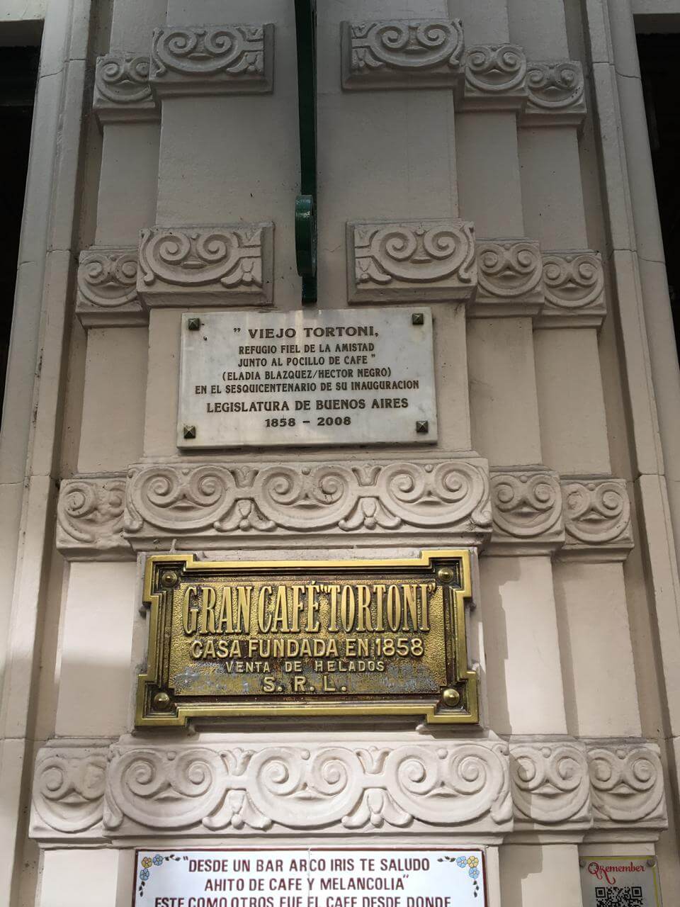 15 cosas para hacer en Buenos Aires: visitar el Gran Café Tortoni