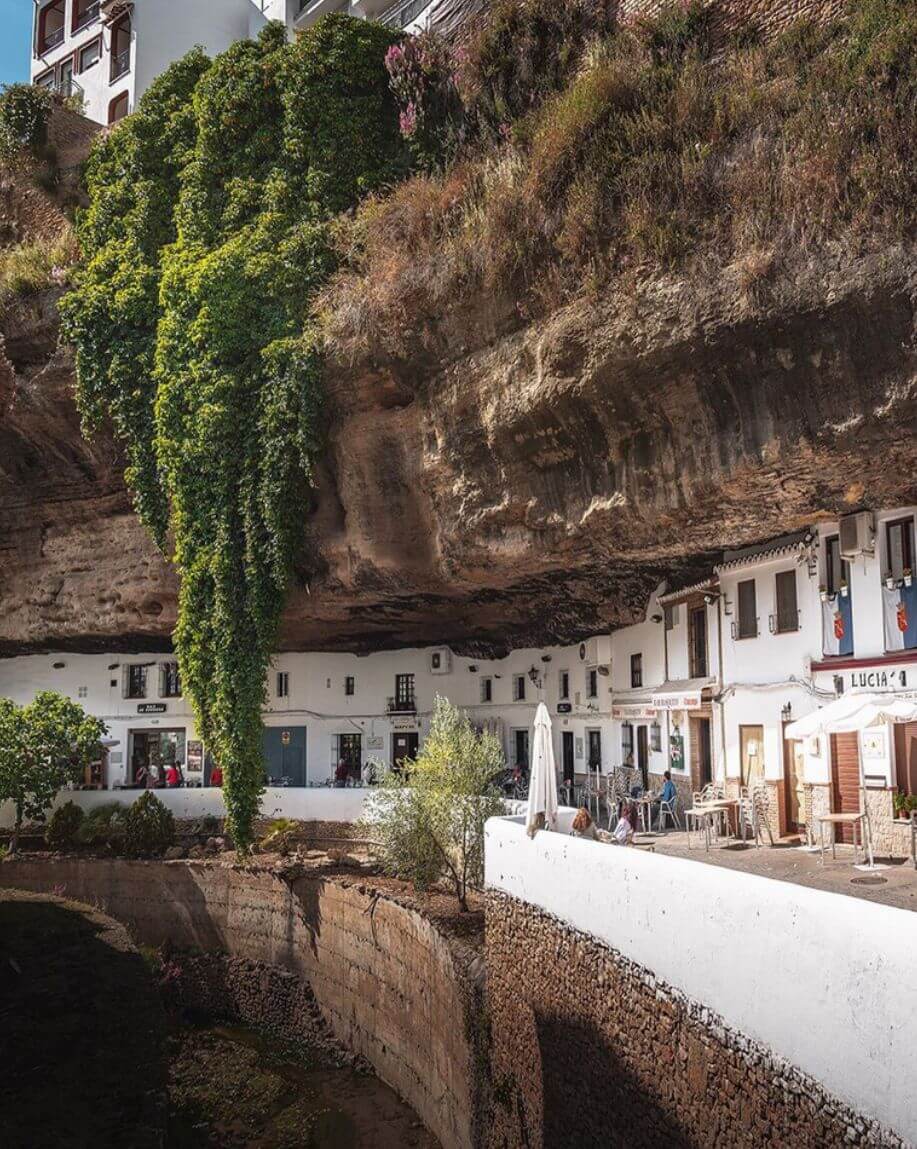 5 pueblos de España que debes visitar: Setenil de las Bodegas